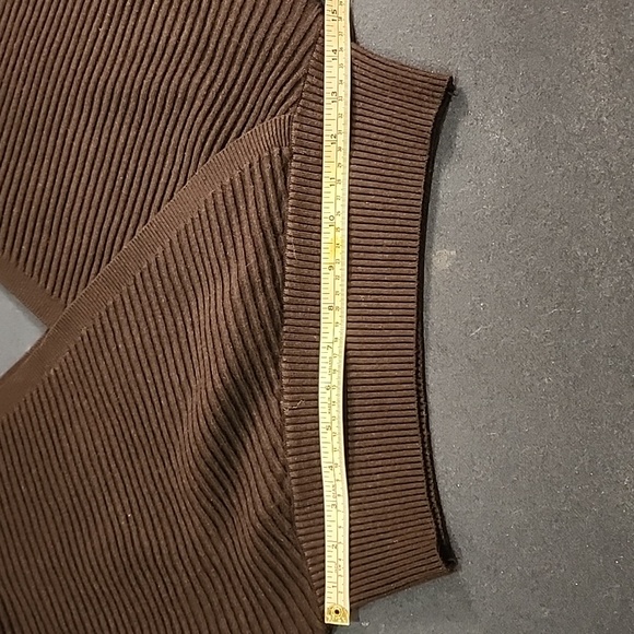 FOREVER 21 Black Criss Cross Drape Front Dolman Sleeve Knit Sweater Small - Picture 5 of 10